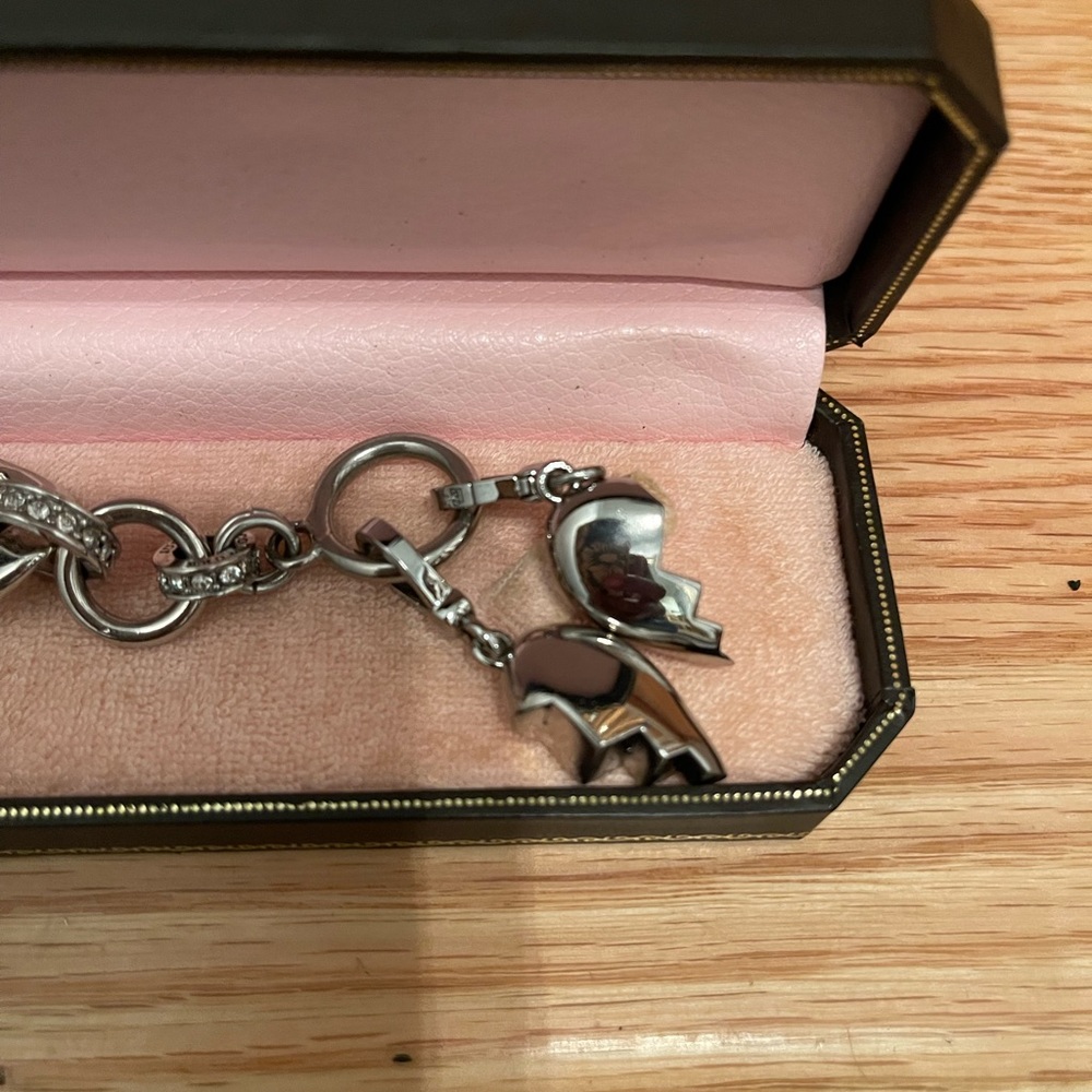 🌸Juicy Couture Silver Tone Bracelet w/ JC Laptop & BFF Broken Heart 💔 💻 - Picture 5 of 15